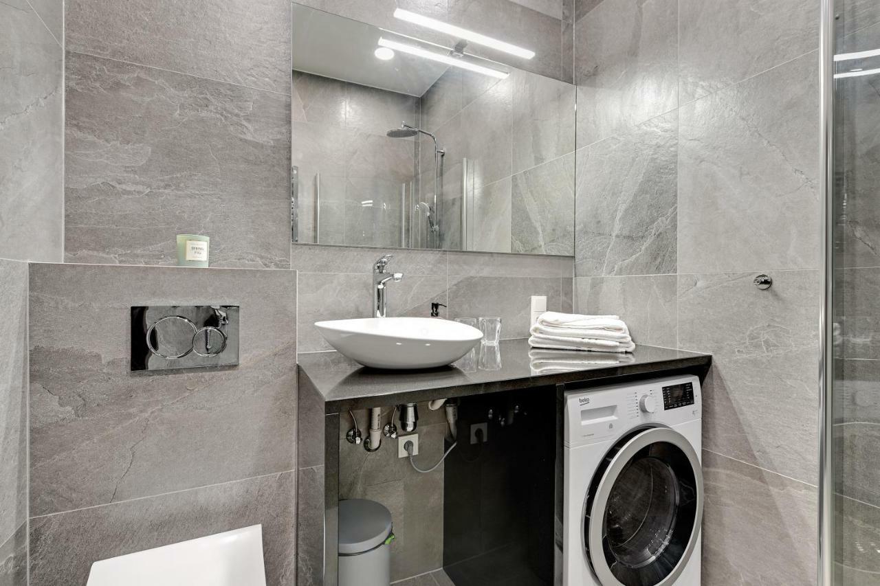 Flats For Rent - Dluga Old Town Appartamento Danzica Esterno foto